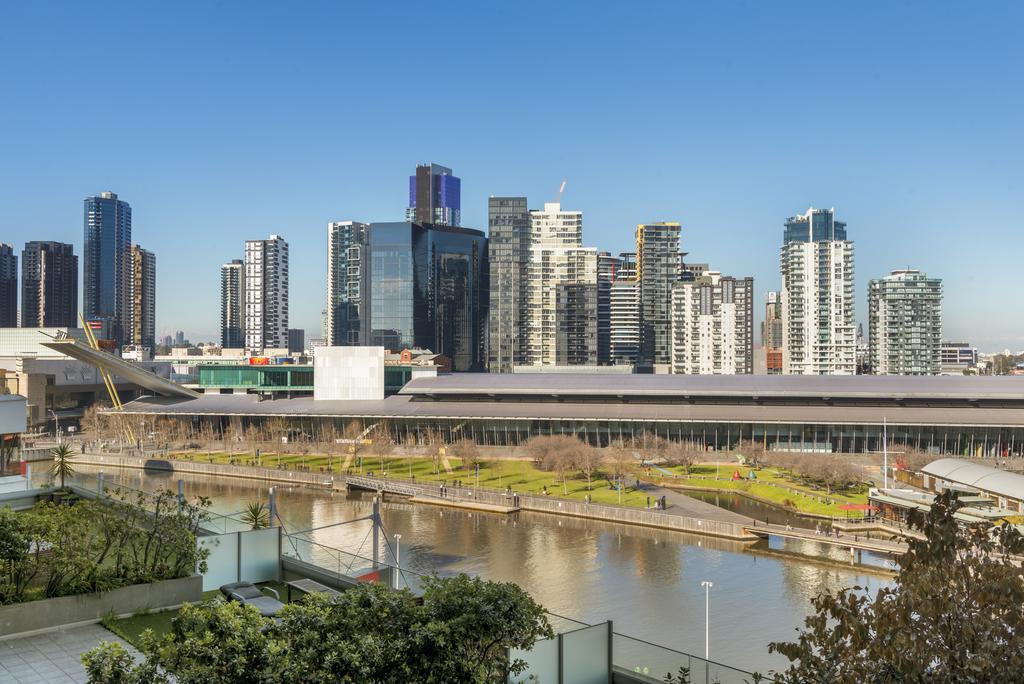 Melbourne Holiday Apartments Flinders Wharf Exterior photo